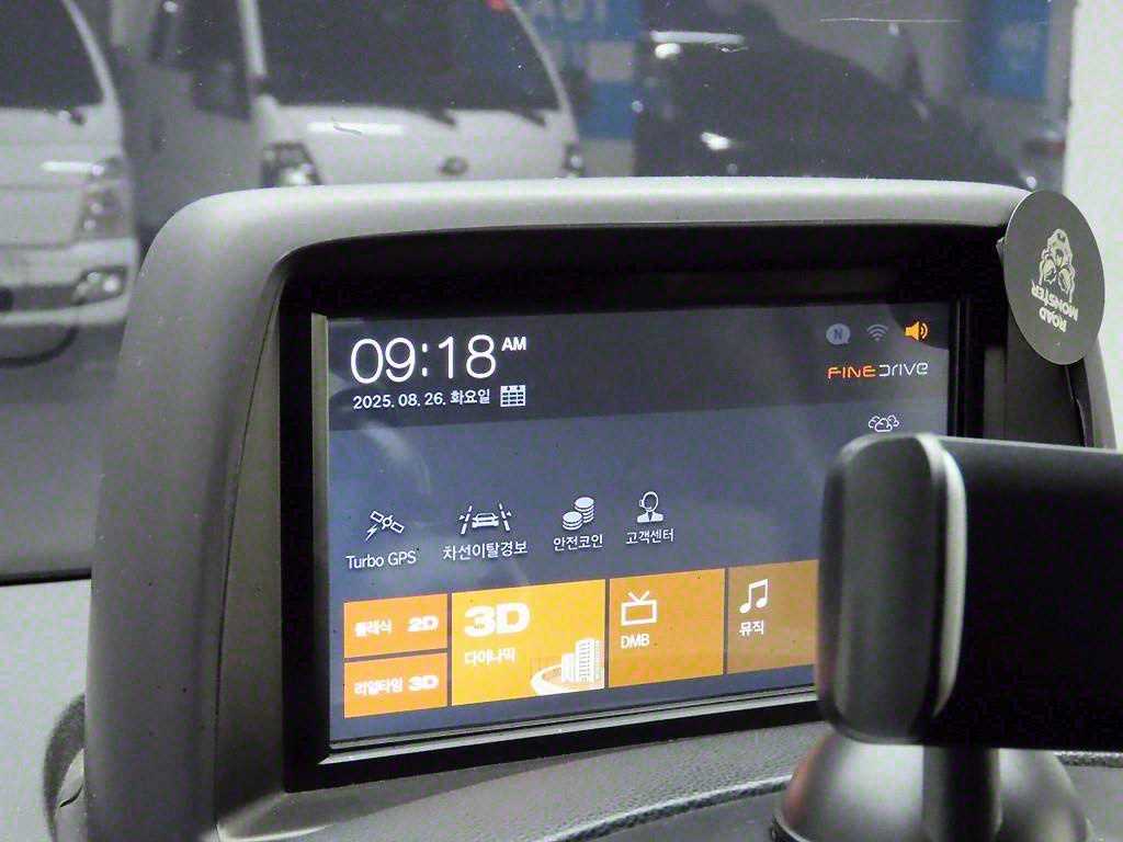 HYUNDAI Starex - Vista 12