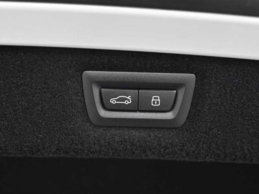 BMW 8 Series 2025 Blanco - Importación desde Corea - HF Imports Iquique - Foto 17