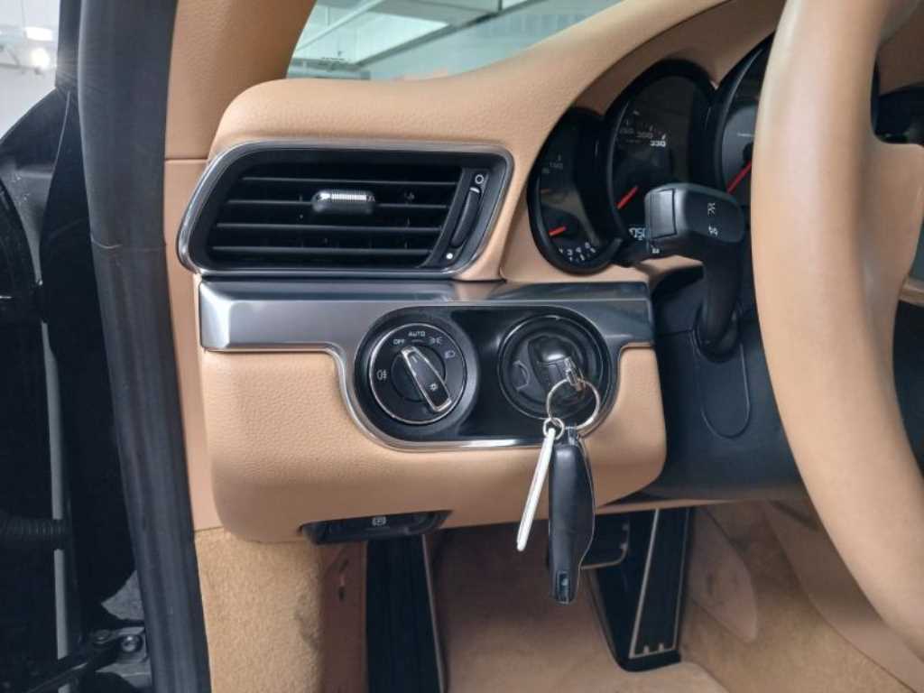 Porsche 911 - Vista 11