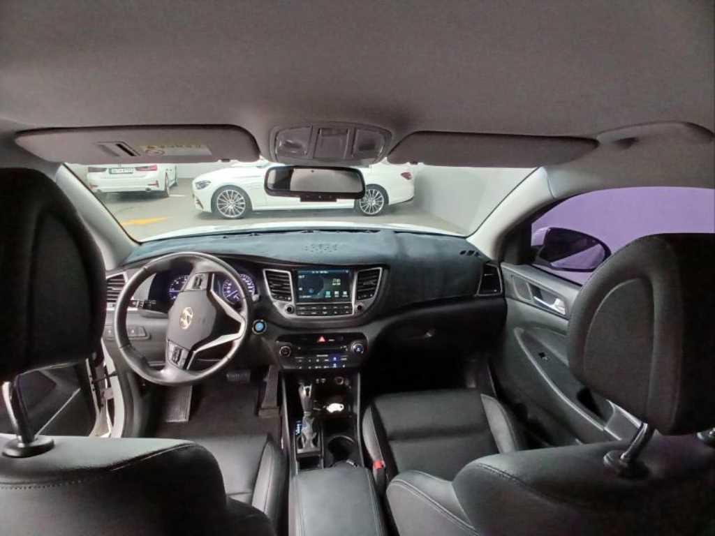 HYUNDAI Tucson - Vista 6