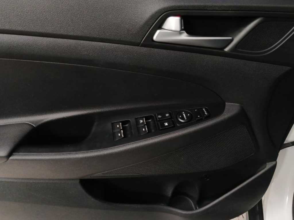 HYUNDAI Tucson 2016 Blanco - Importación desde Corea - HF Imports Iquique - Foto 14