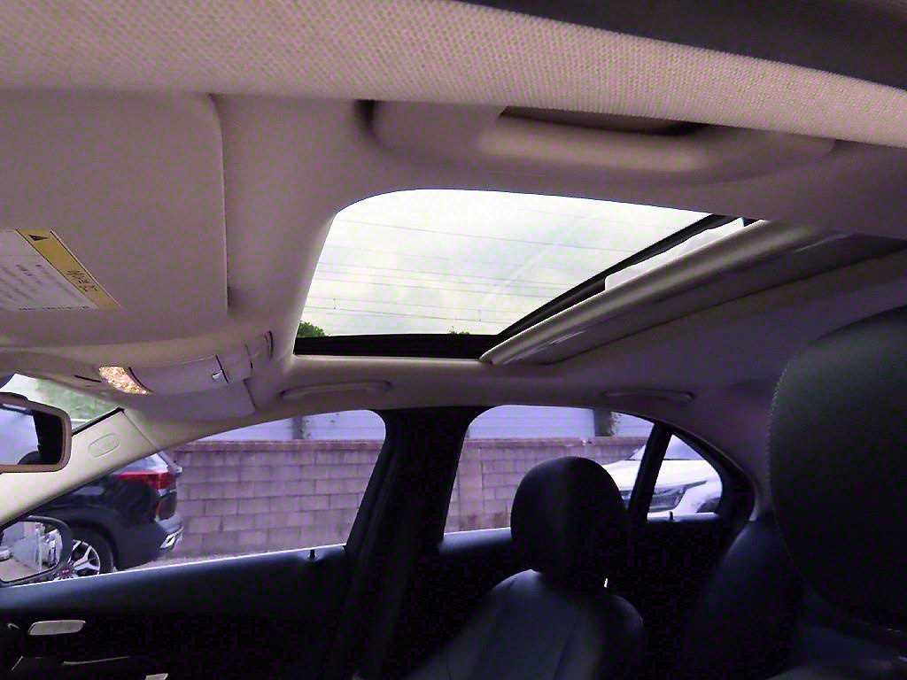 Mercedes Benz C Class 2016 Plateado - Importación desde Corea - HF Imports Iquique - Foto 18