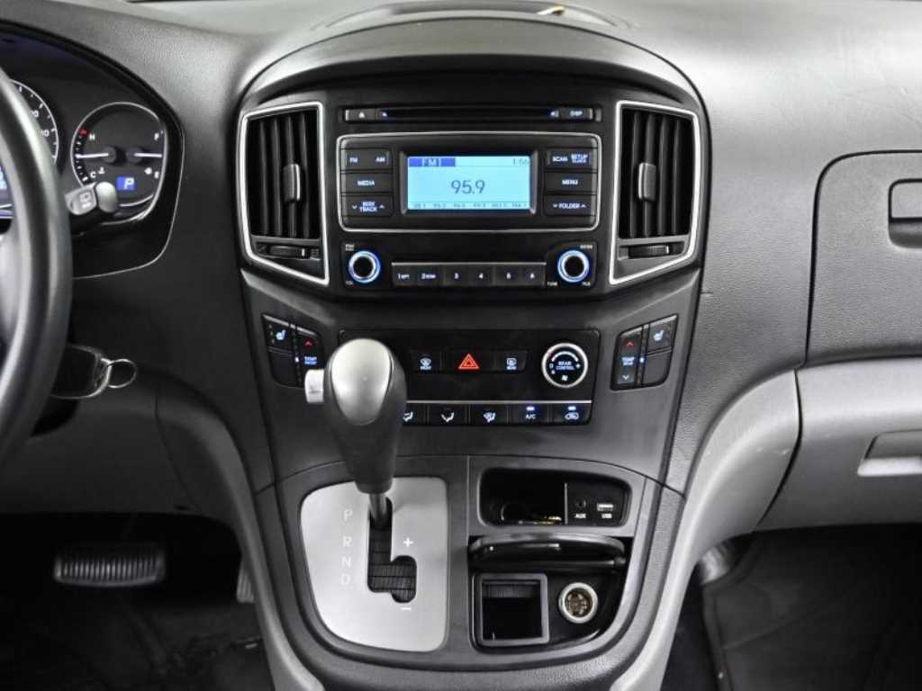 HYUNDAI Starex 2016 - Importación desde Corea - HF Imports Iquique - Foto 14