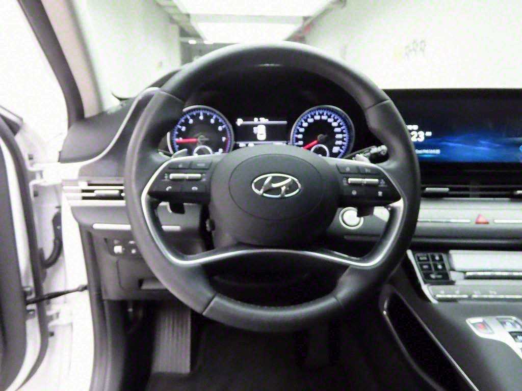 HYUNDAI Grandeur - Vista 7