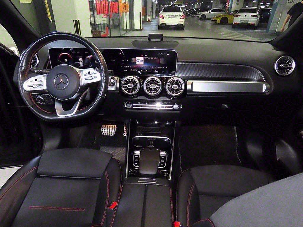 Mercedes Benz GLB Class - Vista 10