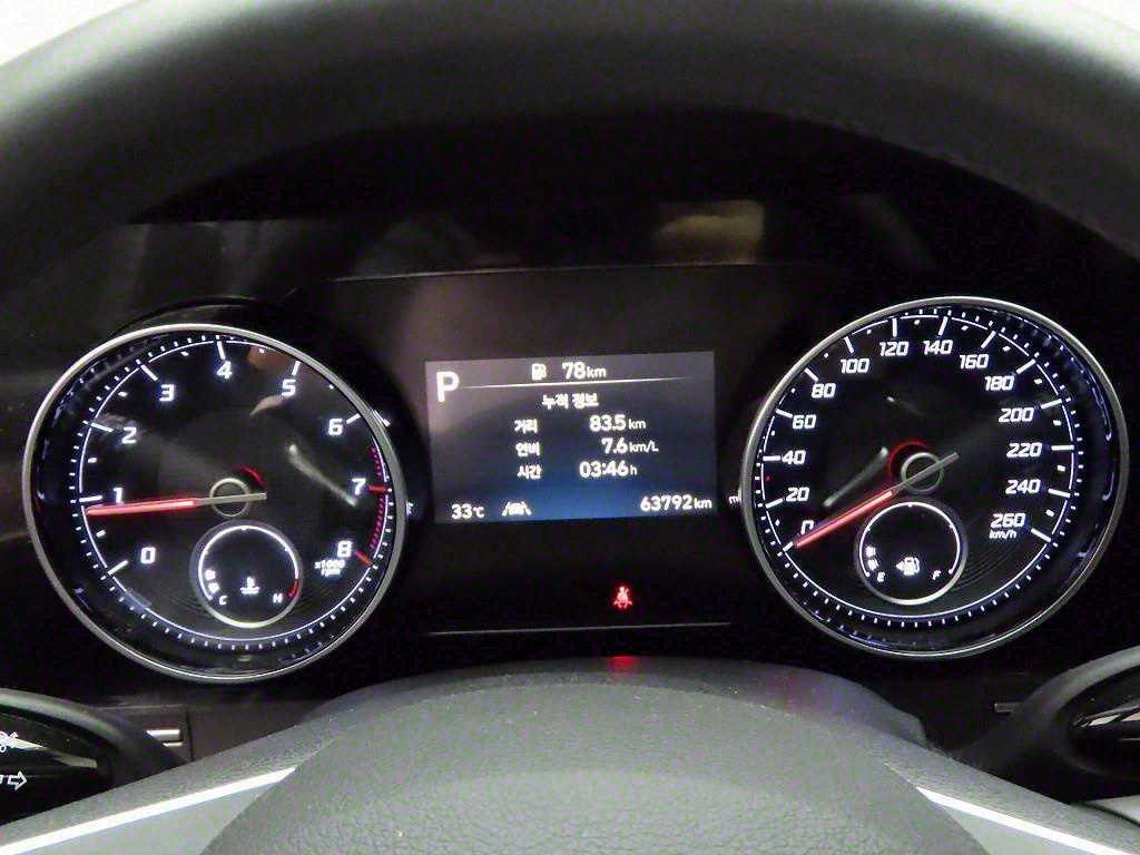 HYUNDAI Grandeur - Vista 5