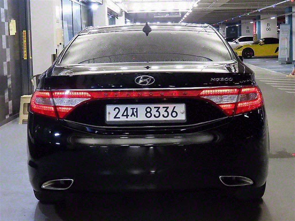HYUNDAI Grandeur - Vista 5