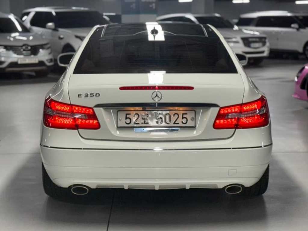 Mercedes Benz E class - Vista 6