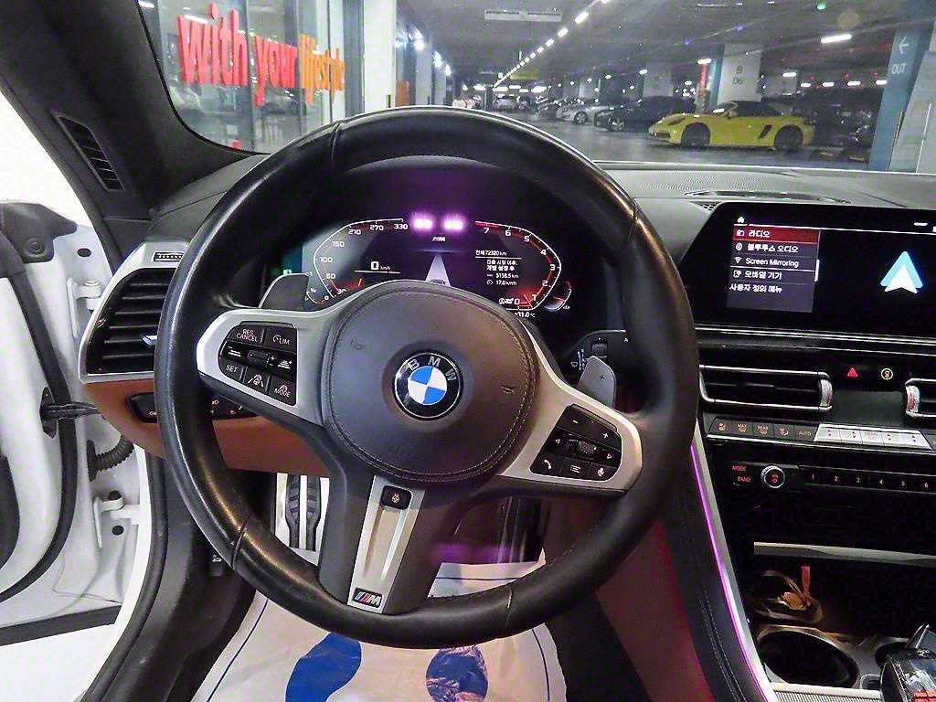 BMW 8 Series - Vista 8