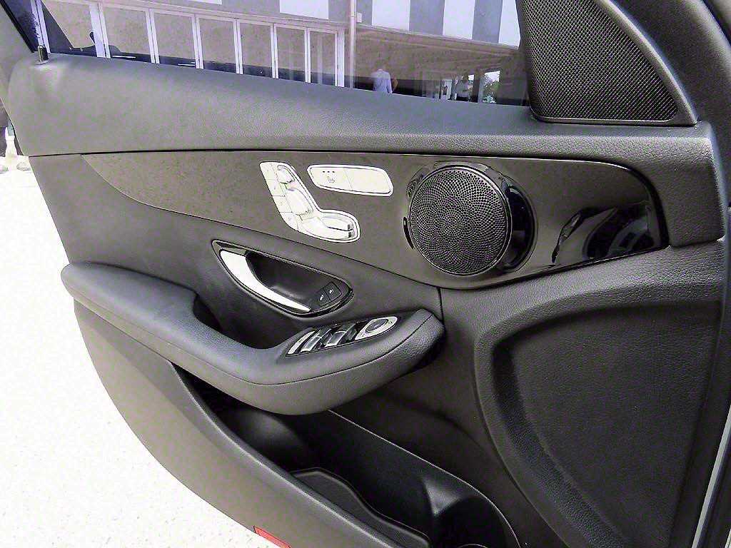 Mercedes Benz C Class - Vista 12