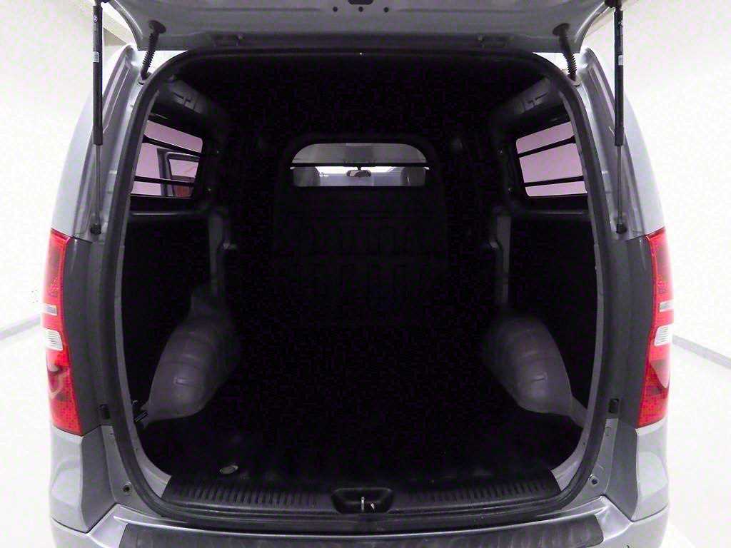 HYUNDAI Starex - Vista 5