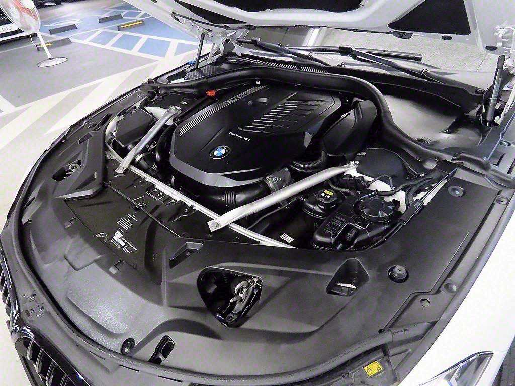 BMW 8 Series 2021 Blanco - Importación desde Corea - HF Imports Iquique - Foto 19