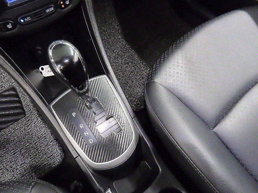 HYUNDAI Accent - Vista 10