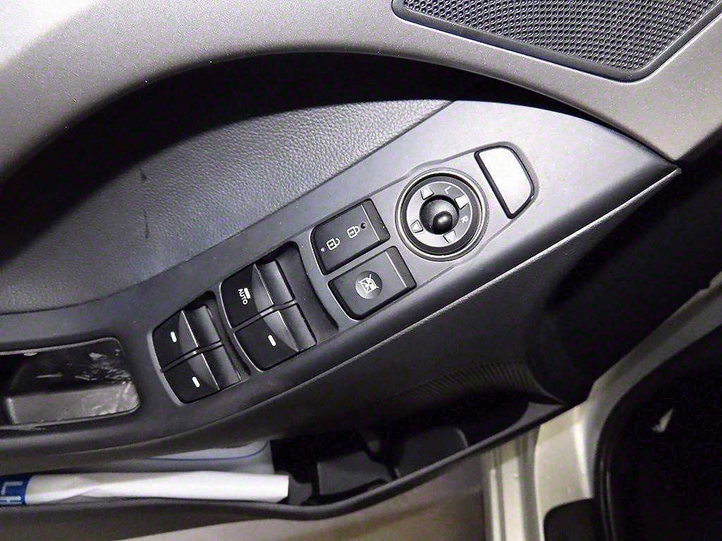 HYUNDAI Avante 2014 Gris - Importación desde Corea - HF Imports Iquique - Foto 13