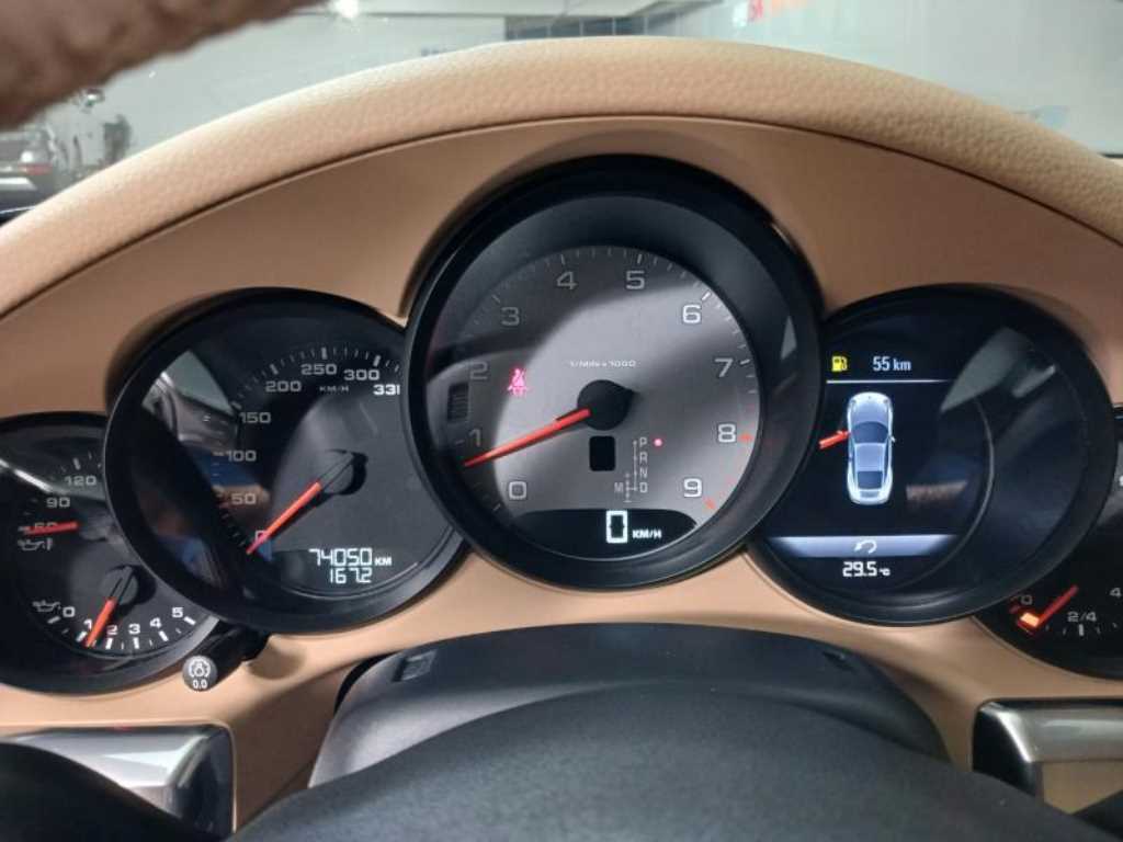 Porsche 911 - Vista 12