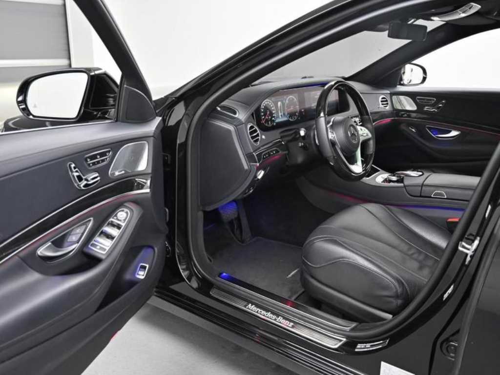 Mercedes Benz S Class - Vista 12