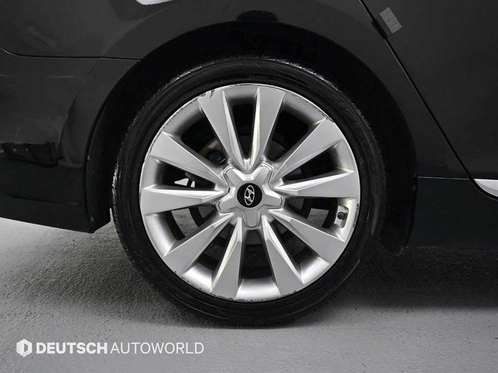 HYUNDAI Grandeur - Vista 5