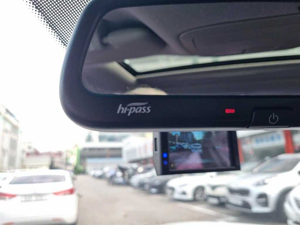 Ssangyong Tivoli 2015 Blanco - Importación desde Corea - HF Imports Iquique - Foto 15