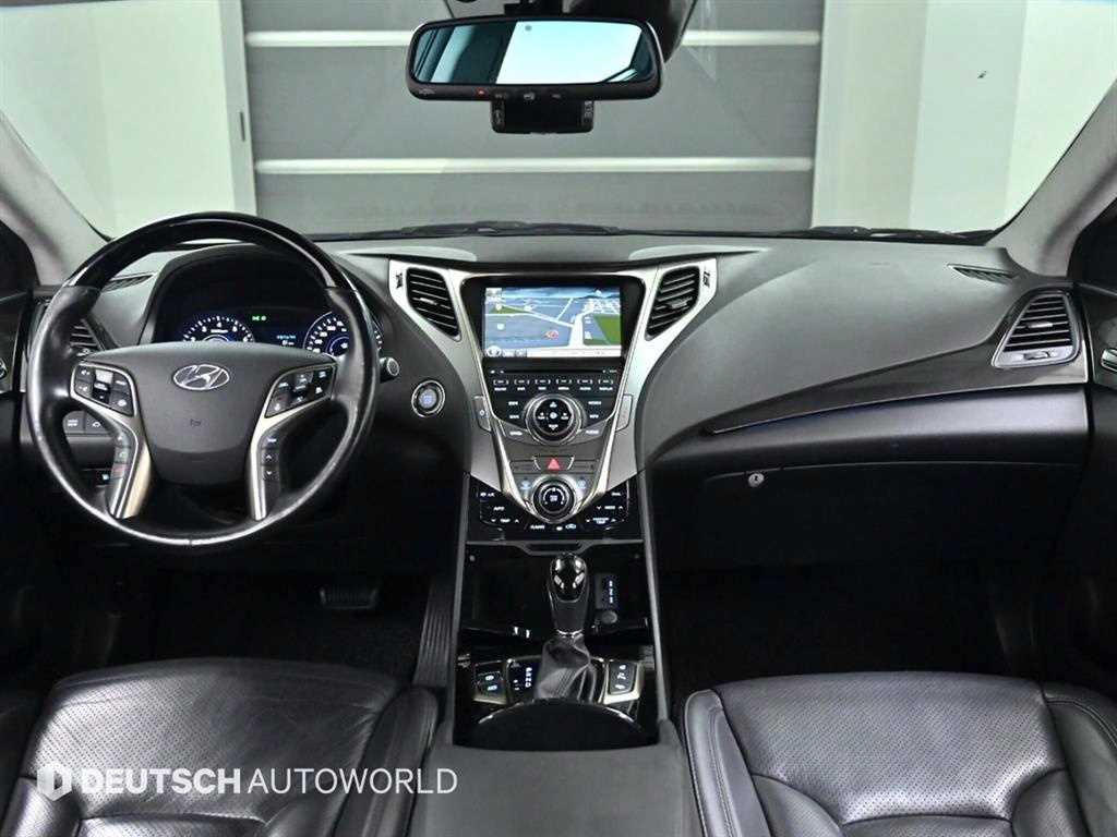 HYUNDAI Grandeur - Vista 7