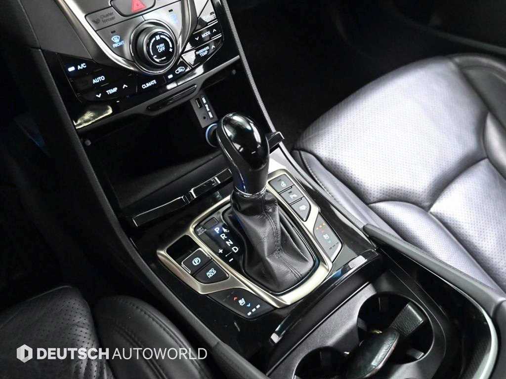 HYUNDAI Grandeur - Vista 9