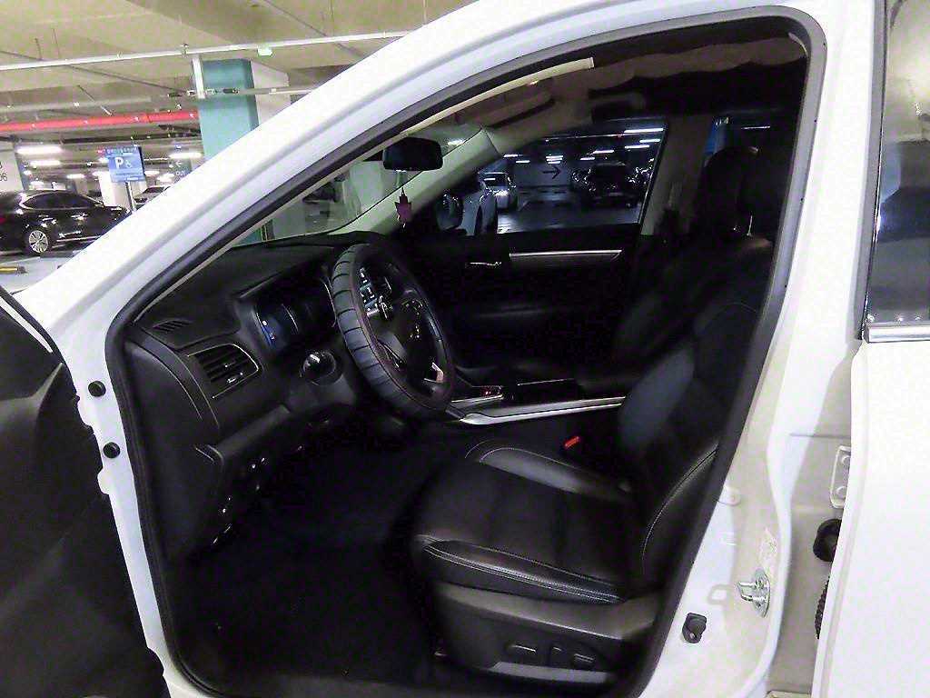 SAMSUNG QM6 - Vista 5