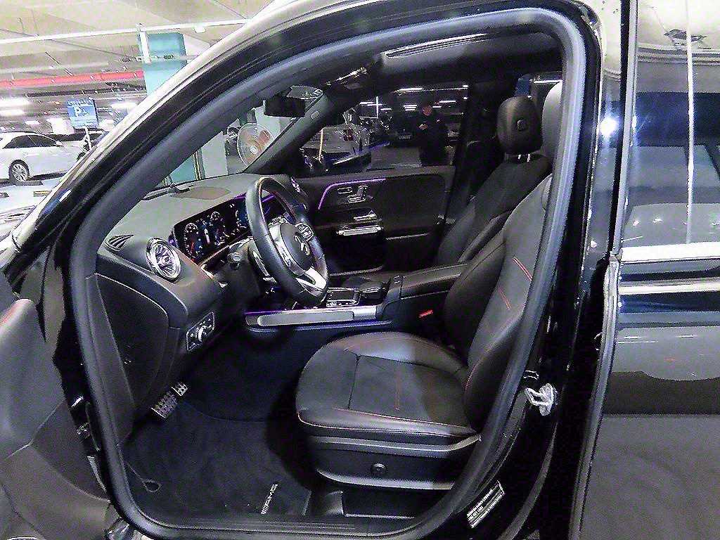 Mercedes Benz GLB Class - Vista 6