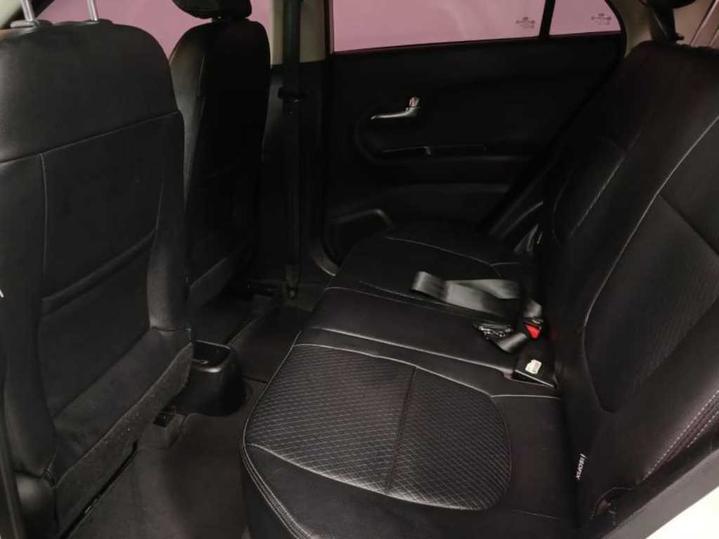 KIA Morning - Vista 8