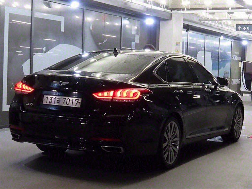 Genesis G80 - Vista 5