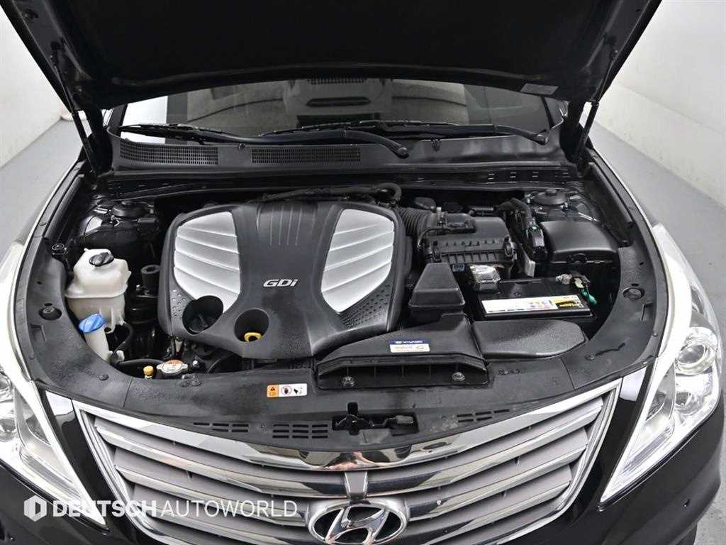 HYUNDAI Grandeur - Vista 6