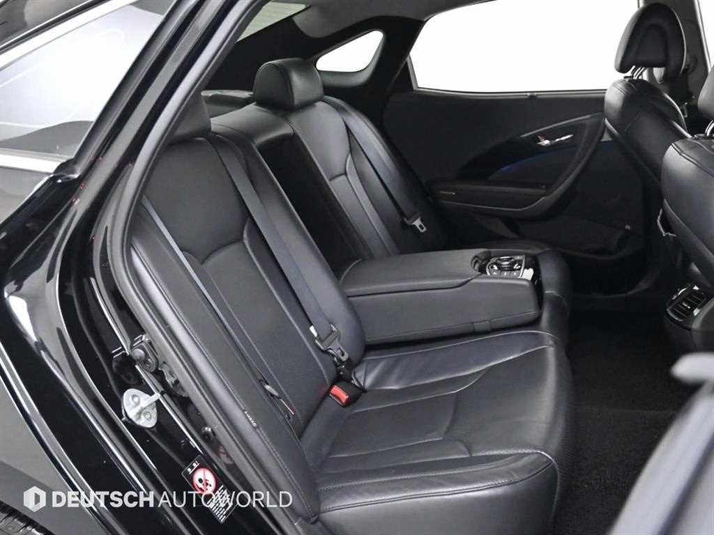 HYUNDAI Grandeur - Vista 12