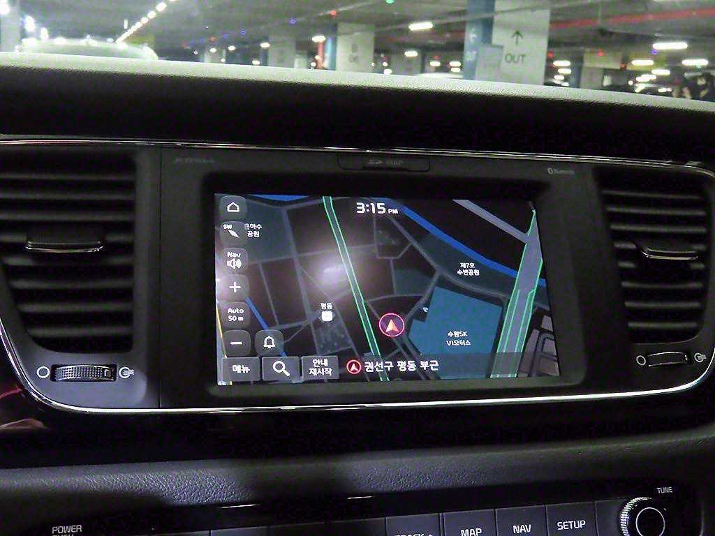 KIA Carnival - Vista 10