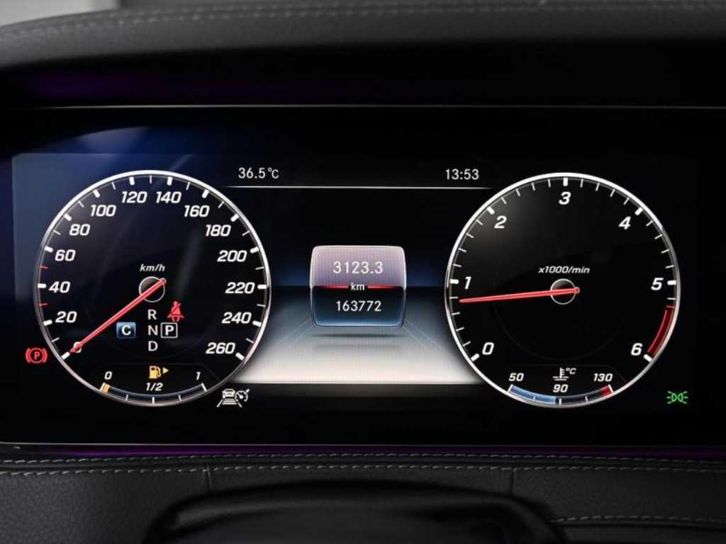 Mercedes Benz S Class - Vista 9