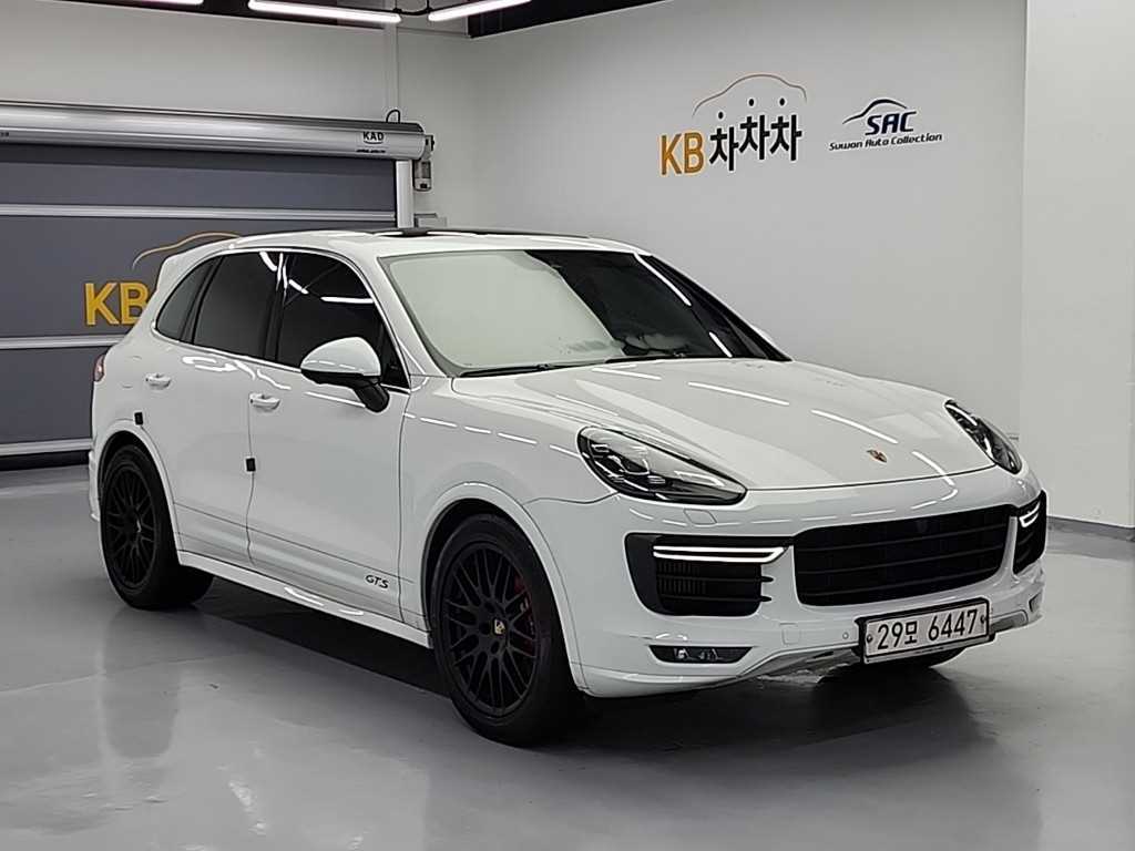 Porsche Cayenne - Vista 4