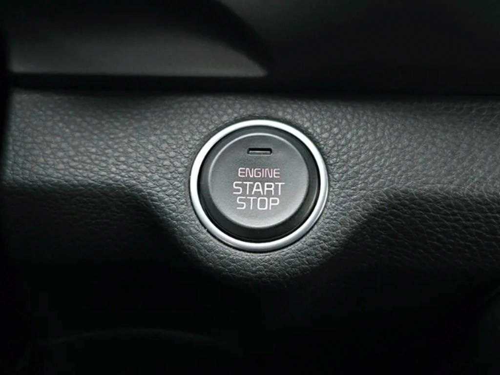 KIA Stonic 2018 Blanco - Importación desde Corea - HF Imports Iquique - Foto 13