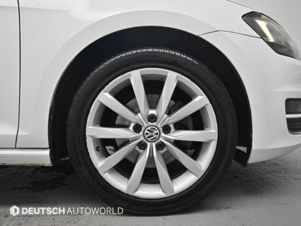 Volkswagen Golf - Vista 5