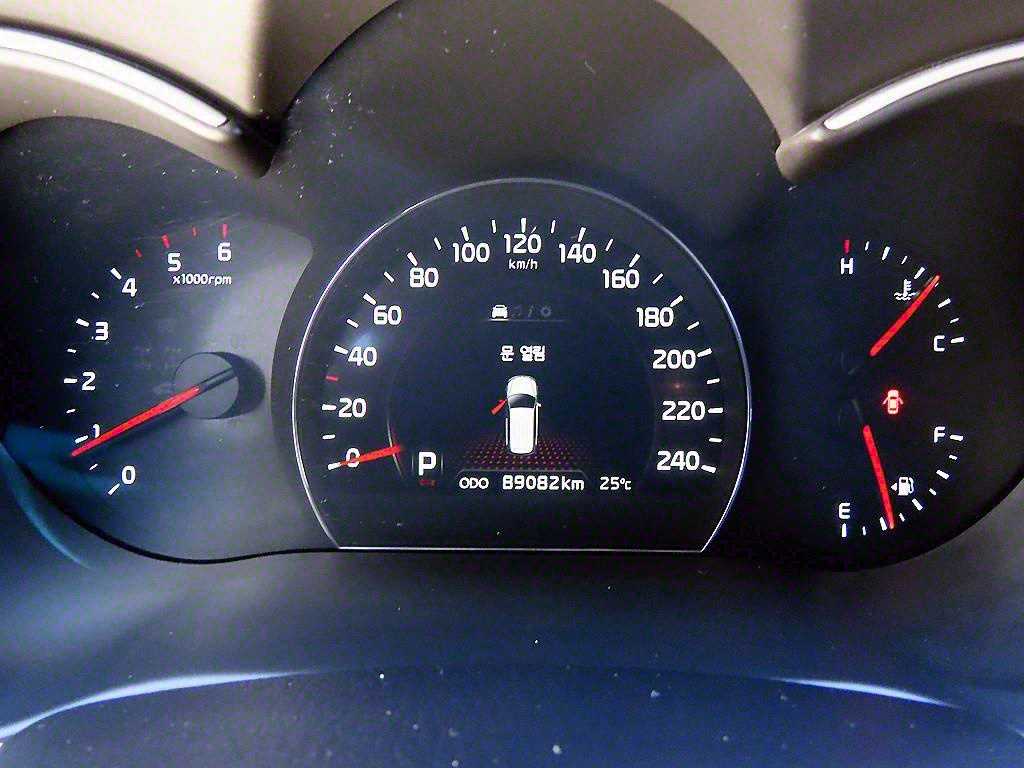 KIA Sorento - Vista 9