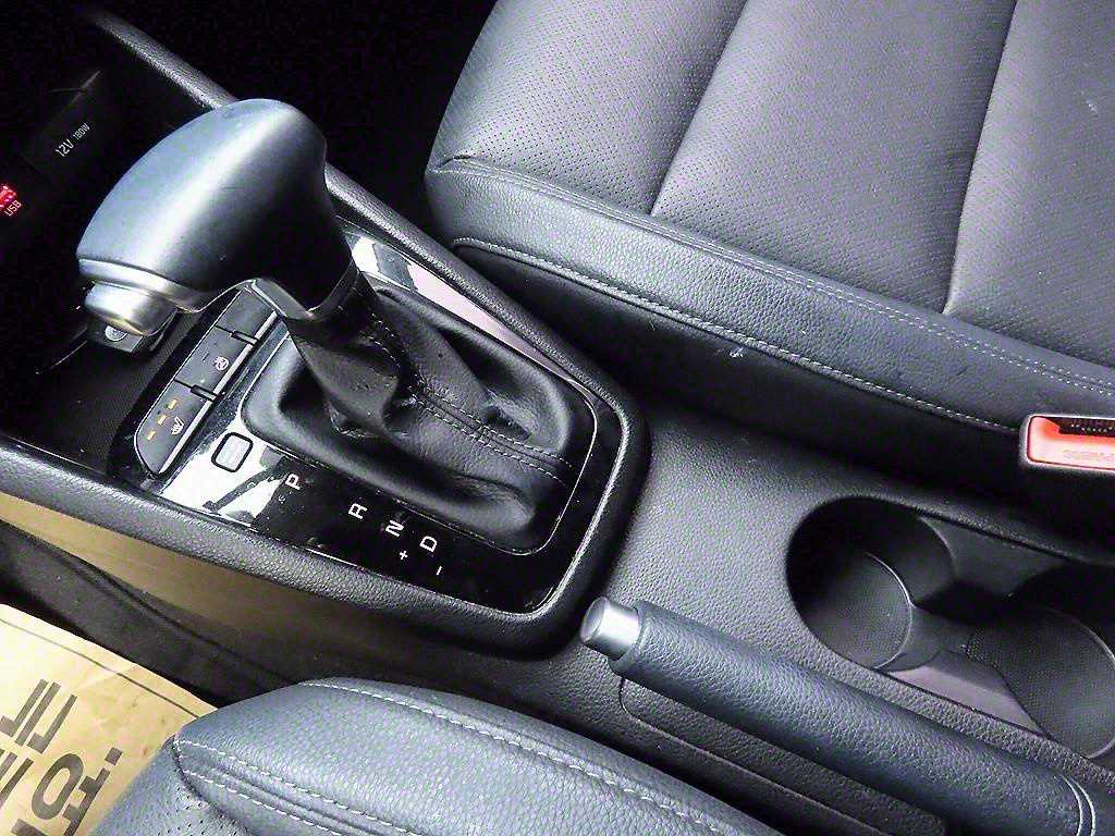 KIA Stonic - Vista 9