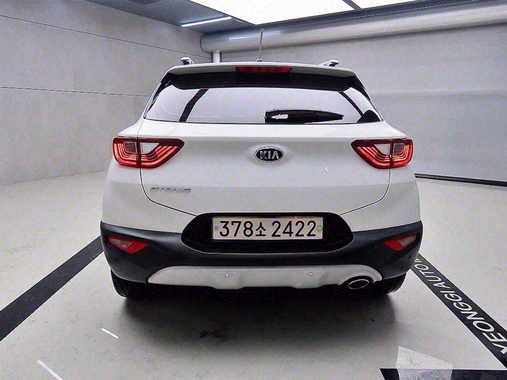 KIA Stonic - Vista 4