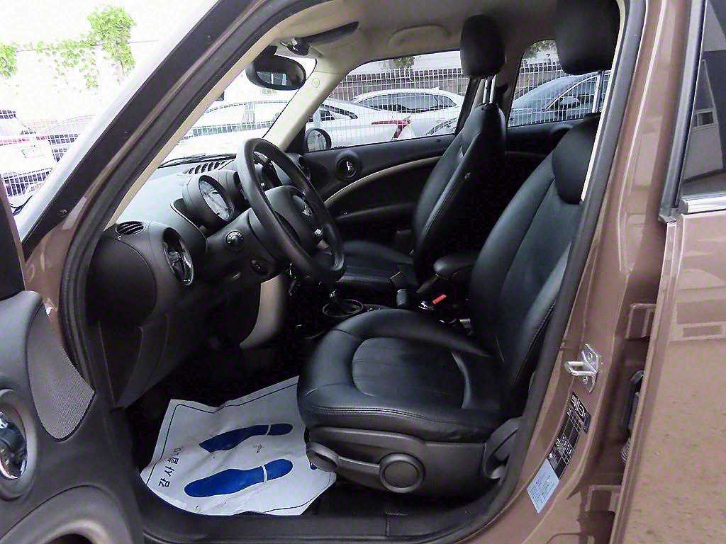 Mini Countryman - Vista 5