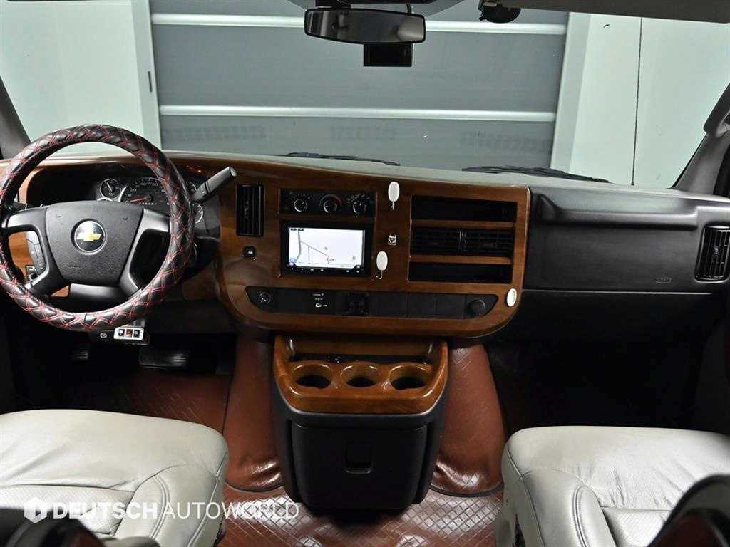 Chevrolet Express van - Vista 7