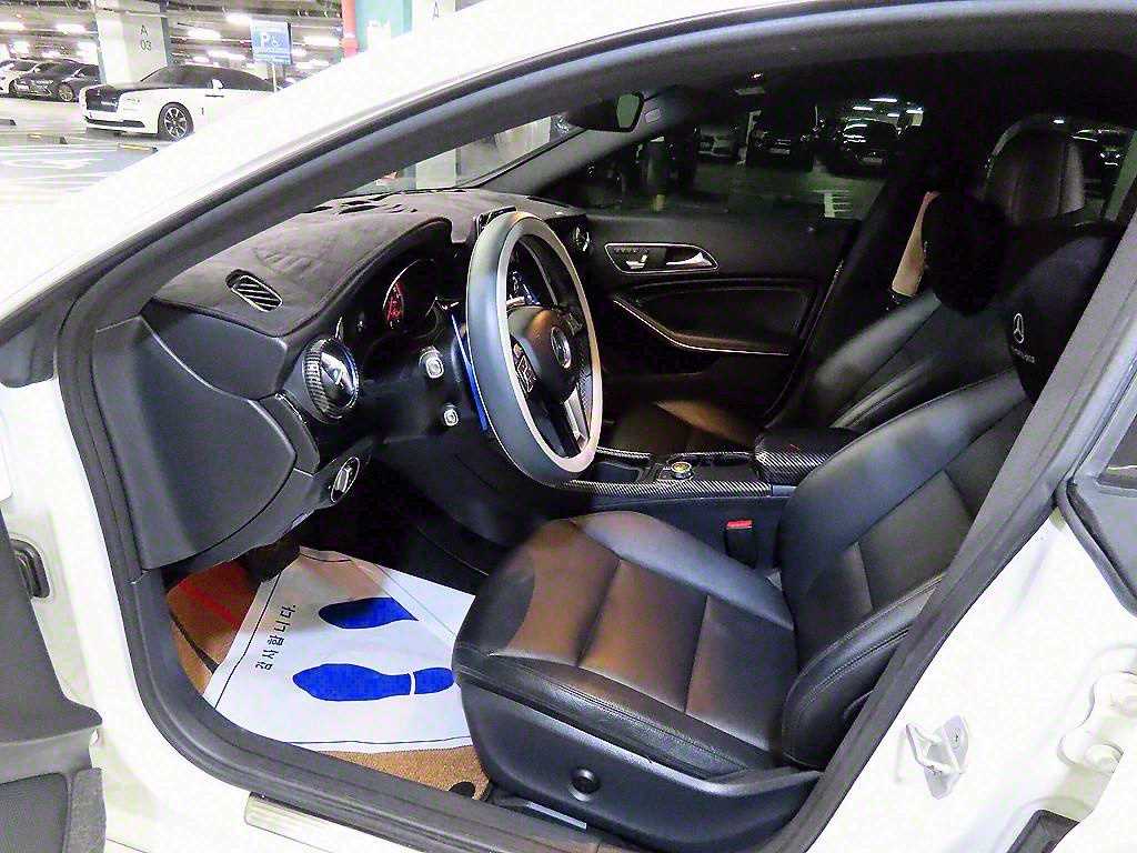 Mercedes Benz CLA Class - Vista 6