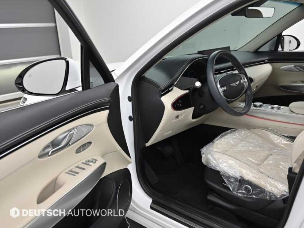 Genesis GV70 - Vista 11