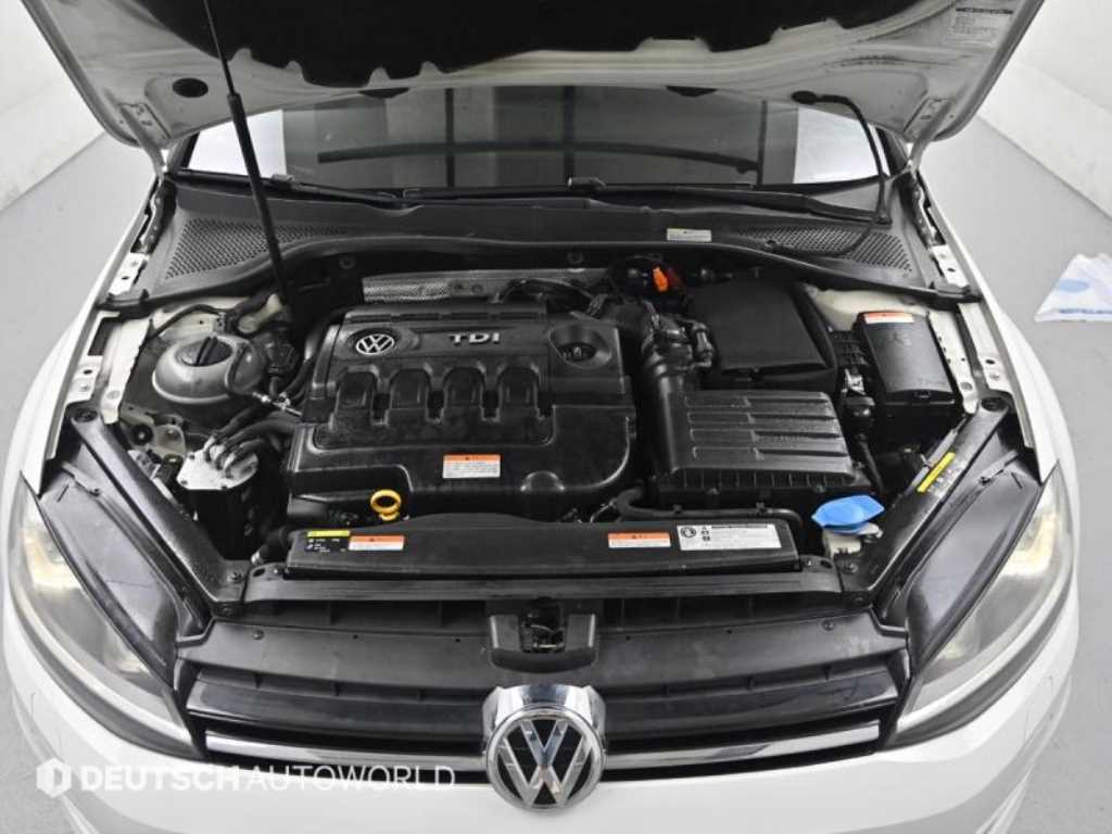 Volkswagen Golf - Vista 6