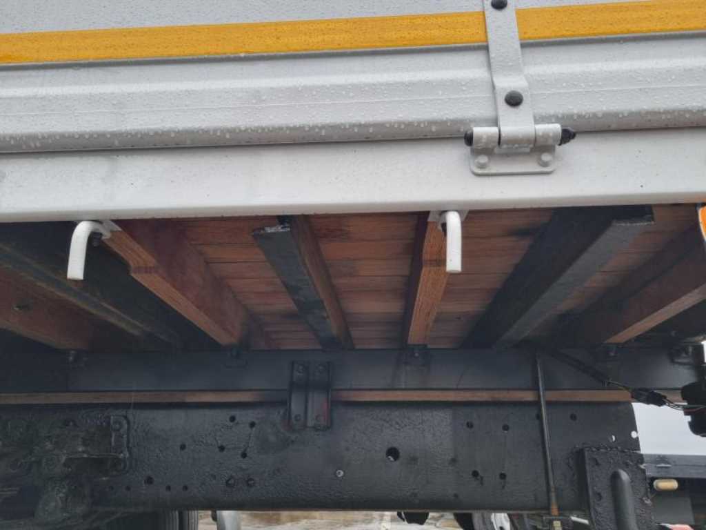 medium and large cargo Cargo - Vista 9