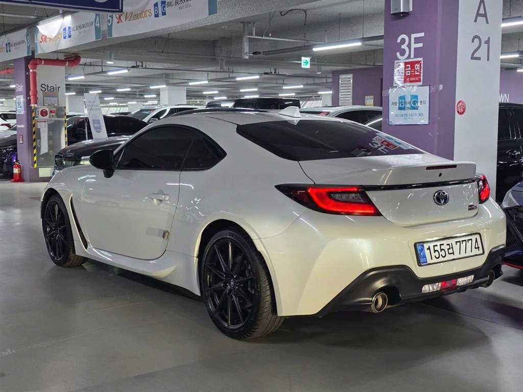 Toyota 86 - Vista 4