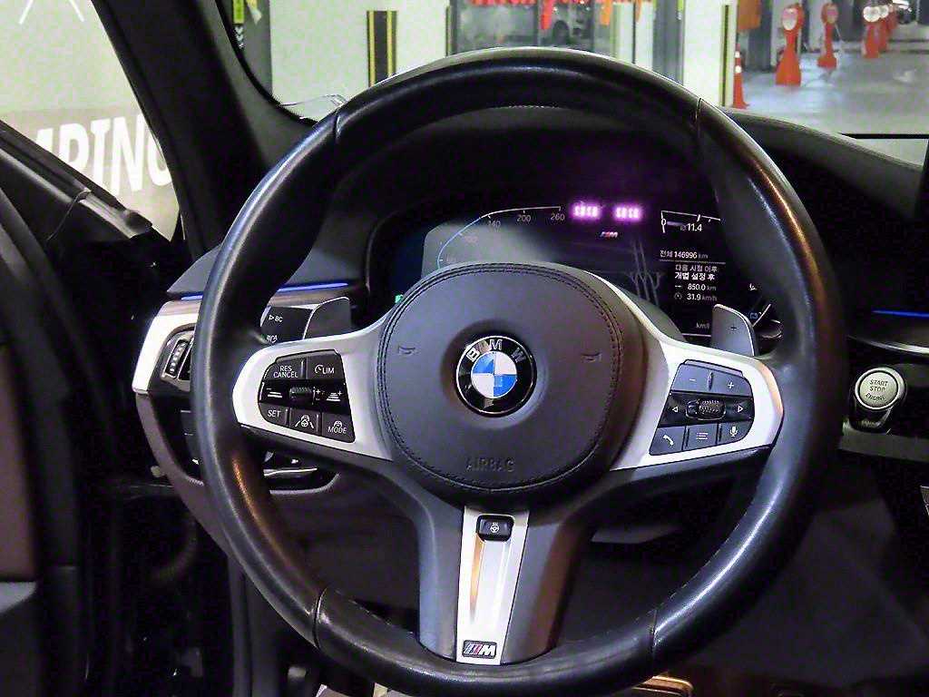 BMW 5 Series - Vista 8