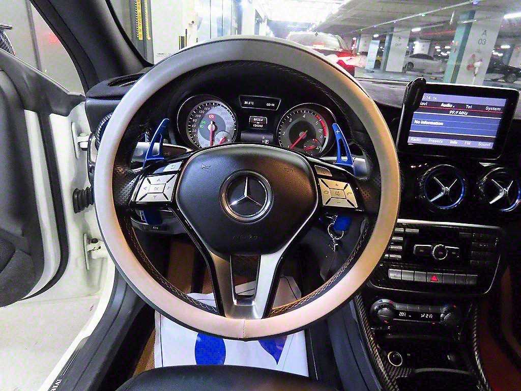 Mercedes Benz CLA Class - Vista 8