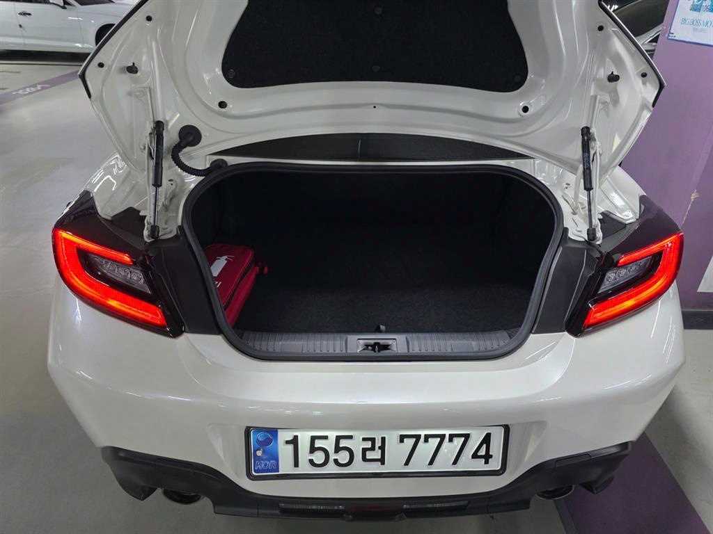 Toyota 86 2024 Blanco - Importación desde Corea - HF Imports Iquique - Foto 15