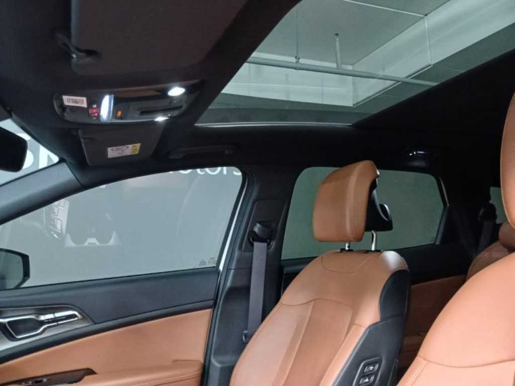 KIA Sportage - Vista 8