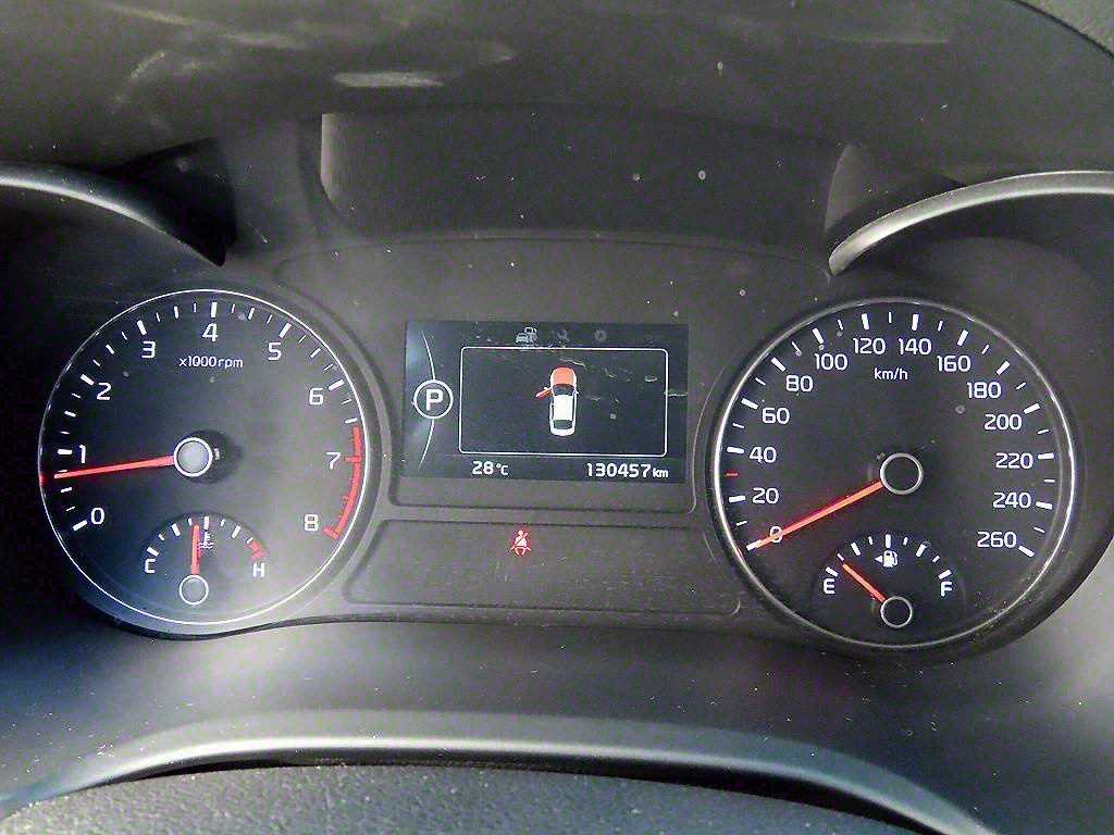 KIA K5 - Vista 9